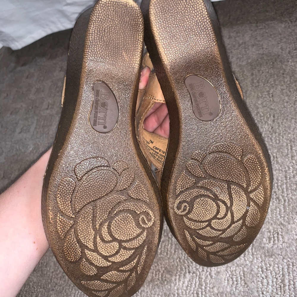 Sling back wedge